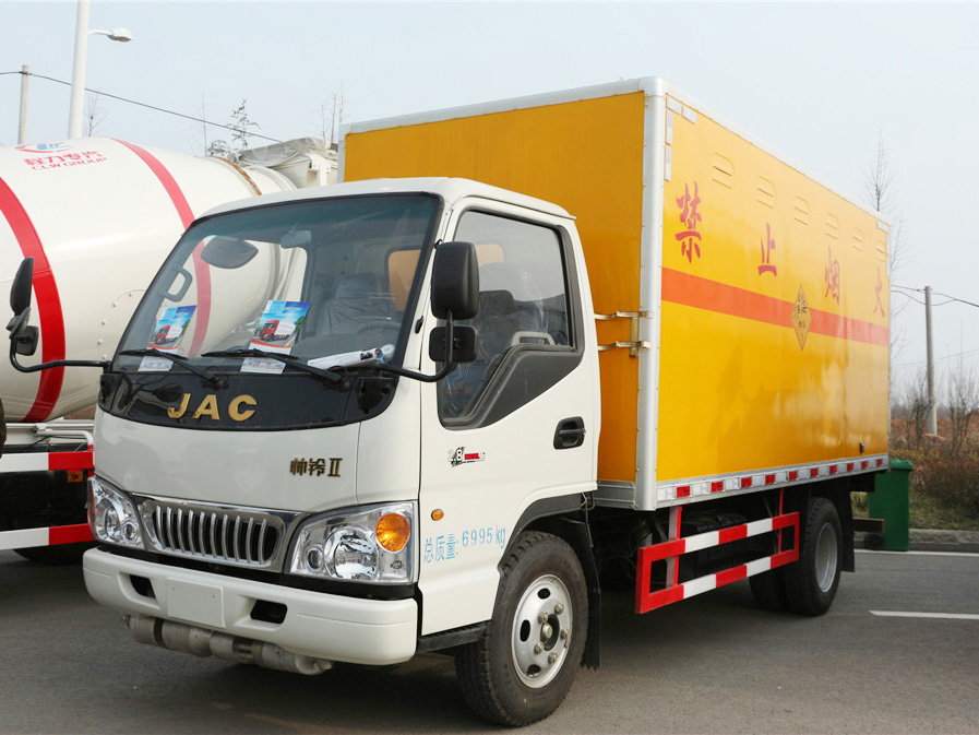 江淮帥鈴CLW5070XQYH5爆破器材運(yùn)輸車